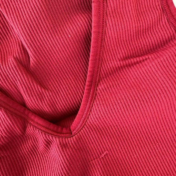 Athleta Ribbed Crop Top - Picture 3 of 3